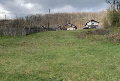 Teren de 1519 mp, în Central