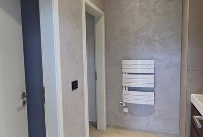 Spațiu comercial, de 144 mp, în Tractorul - 1