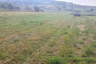 Teren de 2350 mp, în Popești - 3