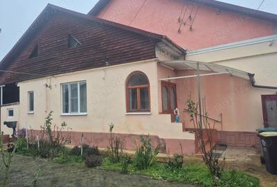 Casă cu 3 camere în Central - 8