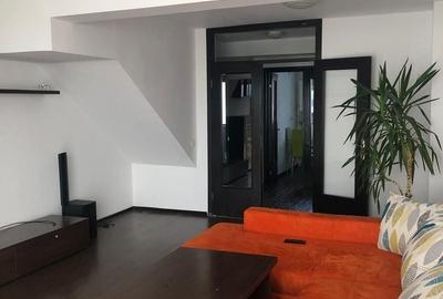 Apartament cu 3 camere, mobilat în Crângași