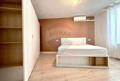 Apartament cu 2 camere decomandat, mobilat în P-ța Victoriei - 10