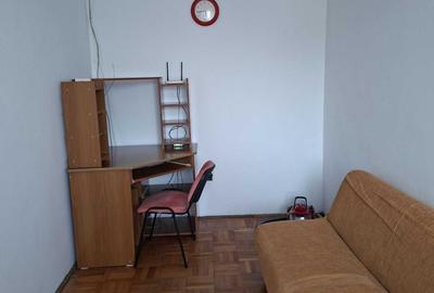 Apartament cu 3 camere semidecomandat în Central - 4