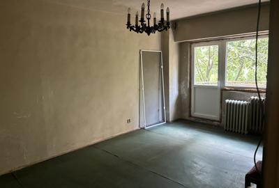 Garsonieră decomandată în Vitan - 9