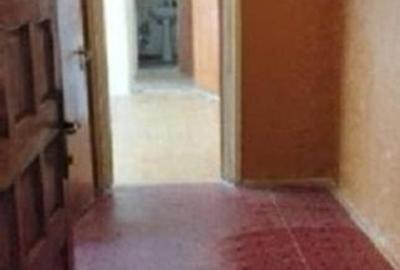Apartament cu 3 camere semidecomandat în Berceni - 10