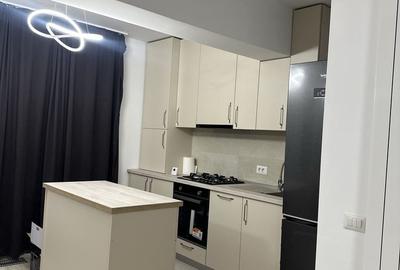 Apartament cu 3 camere decomandat în Central - 1