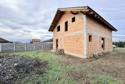 Casă individuală cu 6 camere cu Teren 533 Mp în Ianova - 3