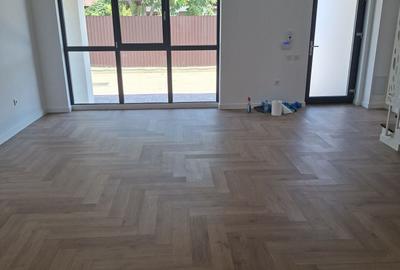 Casă cu 4 camere în Central