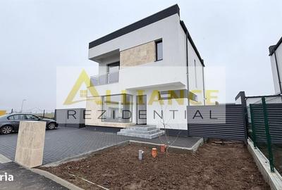Casă cu 4 camere în Berceni