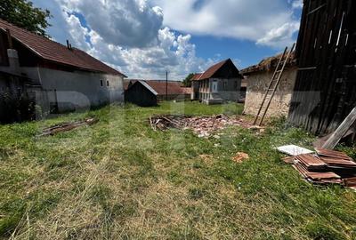 Casă individuală cu 4 camere cu Teren 2043 Mp în Nădășelu - 2