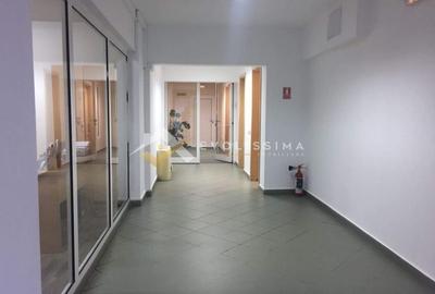 Spațiu comercial, de 820 mp, în Județean - 1
