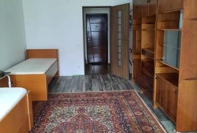 Apartament cu 2 camere nedecomandat în Bălcescu