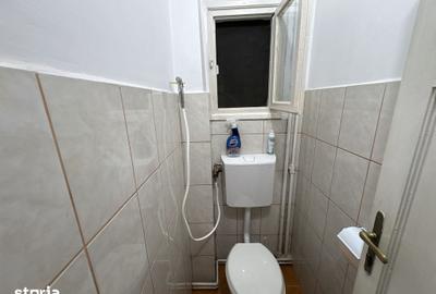 Apartament cu 4 camere în Victoriei