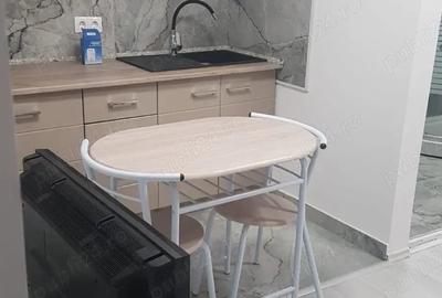 Garsonieră decomandată în Craiter - 2
