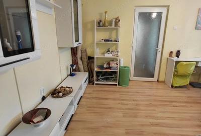 Apartament cu 3 camere semidecomandat în Țiglina 1 - 1