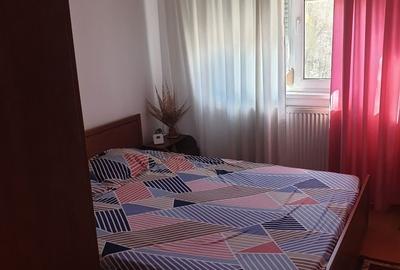 Apartament cu 2 camere semidecomandat în Obor