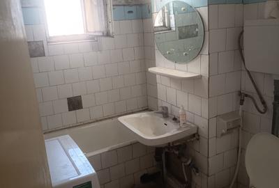 Apartament cu 2 camere semidecomandat în Sânleani
