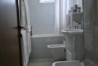 Apartament cu 3 camere semidecomandat în Central - 6