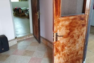 Casă cu 4 camere cu Teren 375 Mp în Ciritei - 1