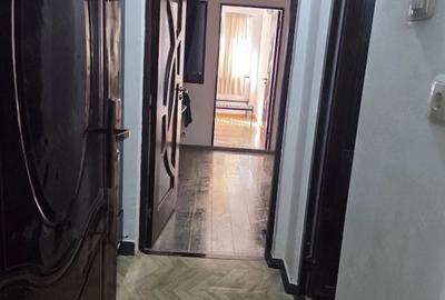 Garsonieră semidecomandată în Micro 3