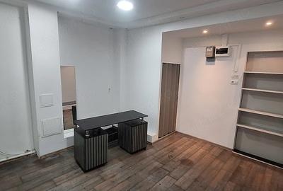 Spațiu comercial, de 16 mp, în Central
