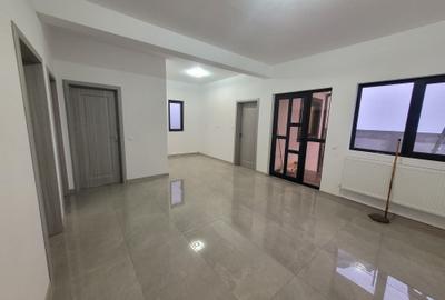 Casă cu 4 camere în Central - 7