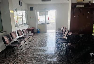 Spațiu comercial, de 100 mp, în Central - 4