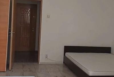 Garsonieră decomandată în Exterior Vest