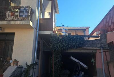 Casă cu 4 camere în Central - 5