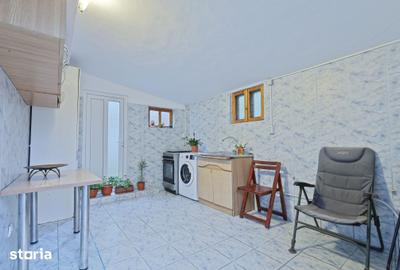 Casă cu 4 camere cu Teren 656 Mp în Central