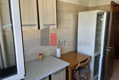 Apartament cu 2 camere semidecomandat în Drumul Taberei