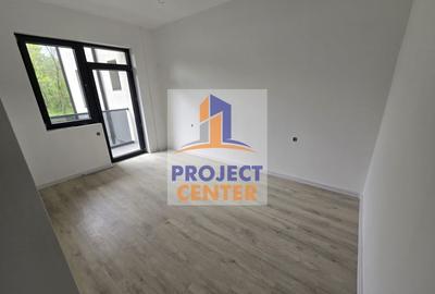 Apartament cu 3 camere decomandat în Prundu