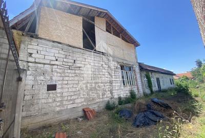 Casă individuală cu 3 camere cu Canalizare în Elisabetin - 2