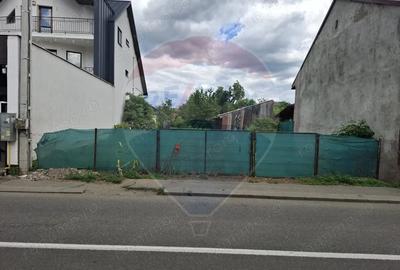 Teren de 753 mp, în Central