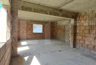 Casă individuală cu 7 camere cu Teren 700 Mp în Victoria - 10