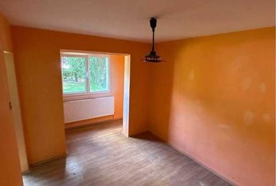 Apartament cu 2 camere semidecomandat în Dacia