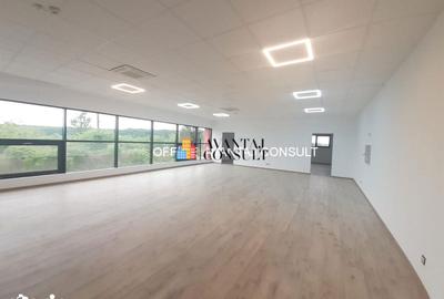 Spațiu comercial, de 1,393 mp, în Central - 12
