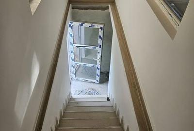 Casă cu 3 camere cu Teren 75 Mp în Central - 3