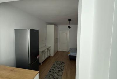 Garsonieră decomandată în Central