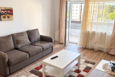 Apartament cu 3 camere decomandat, mobilat în Central