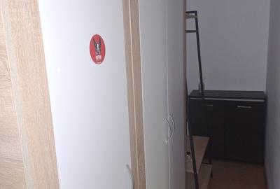 Garsonieră decomandată în Central