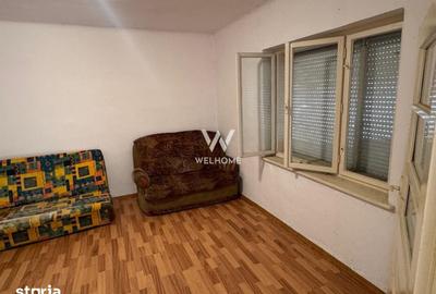 Casă cu 3 camere cu Teren 1500 Mp în Central