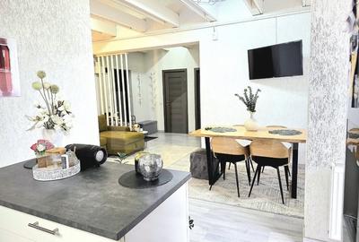 Apartament cu 3 camere decomandat, mobilat în Unirii