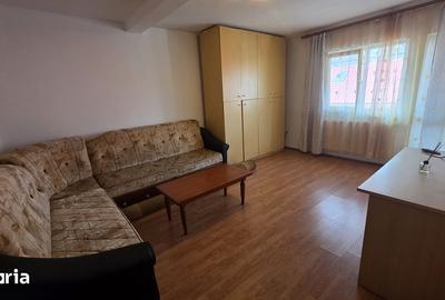 Apartament cu 2 camere decomandat în Central - 3