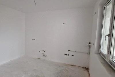 Casă cu Teren 120 Mp în Central