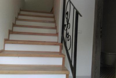 Casă cu 4 camere cu Canalizare în Corbeanca - 12