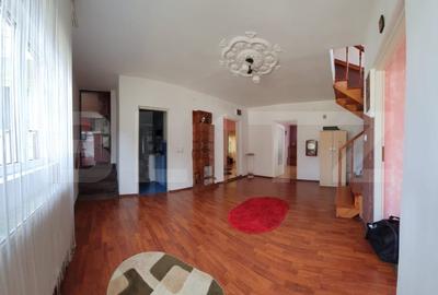 Casă individuală cu 4 camere cu Teren 1000 Mp în Exterior Vest