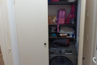 Apartament cu 2 camere nedecomandat, mobilat în Central