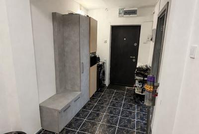 Apartament cu 3 camere decomandat în Rovine - 2