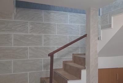 Casă cu 3 camere cu Teren 500 Mp în Sălicea
